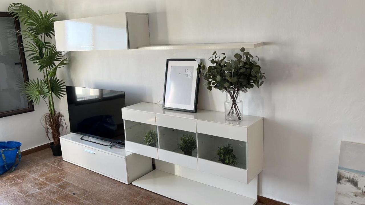 Apartamento Con Amplia Terraza En La Playa بويرتو ذيل كارمين المظهر الخارجي الصورة