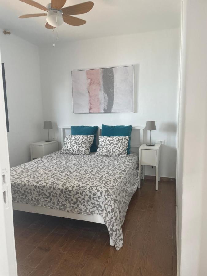 Apartamento Con Amplia Terraza En La Playa بويرتو ذيل كارمين المظهر الخارجي الصورة