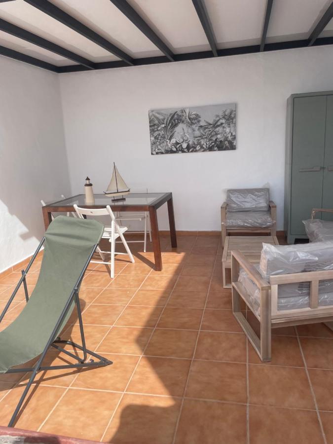 Apartamento Con Amplia Terraza En La Playa بويرتو ذيل كارمين المظهر الخارجي الصورة